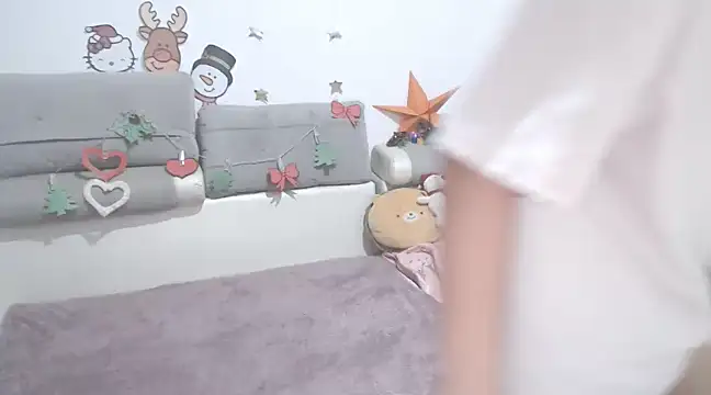 Snapshot of your_angela chatting on December 2024 11:24:01 AM your angela online show from December 2024 11:24:01 AM