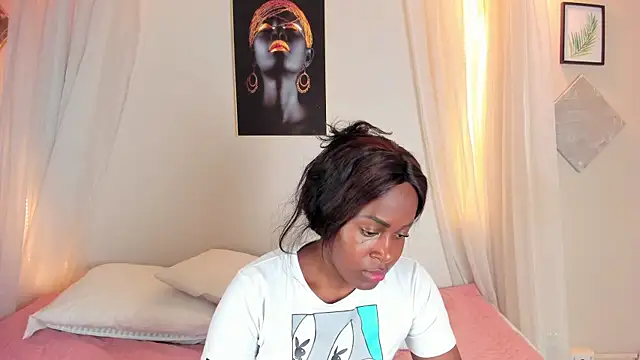 Kenia Montez online show from January 2025 05:20:02 AM