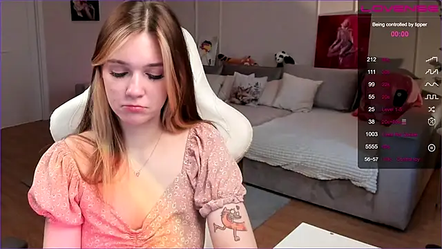 Frau Lina online show from March 2026 03:19:02 PM