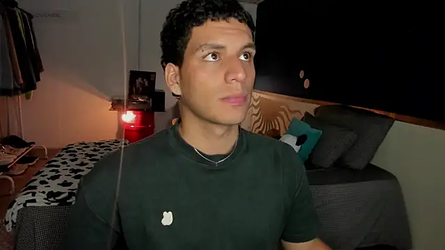 Curlblue online show from April 2026 02:51:02 AM