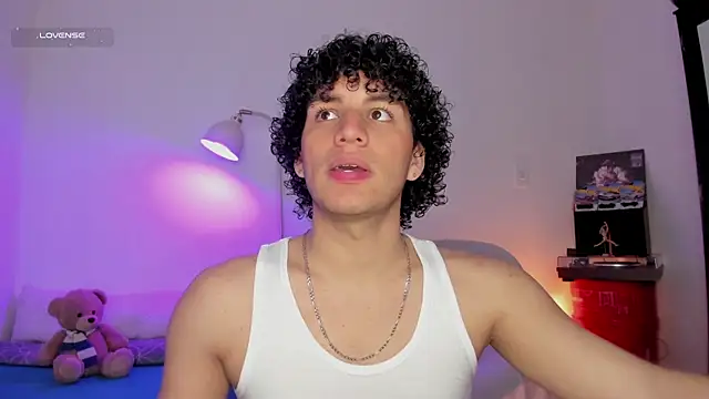 Curlblue online show from January 2026 12:47:02 AM