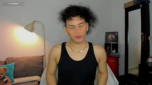 Curlblue online show from October 2025 12:34:02 AM