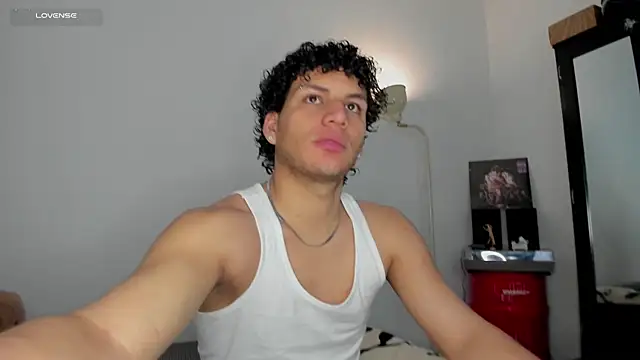 Curlblue online show from October 2025 06:39:02 AM