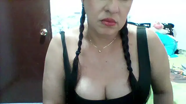 Snapshot of Alisson_brand chatting on May 2026 03:48:02 PM Alisson brand online show from May 2026 03:48:02 PM