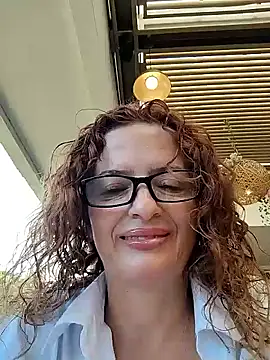 Snapshot of CioniWeiss chatting on September 2025 08:57:01 PM CioniWeiss online show from September 2025 08:57:01 PM