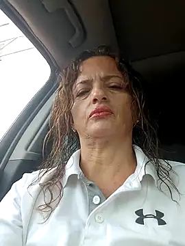 Snapshot of CioniWeiss chatting on February 2025 03:10:01 PM CioniWeiss online show from February 2025 03:10:01 PM