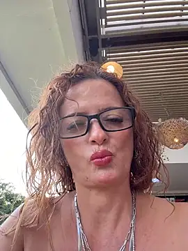 CioniWeiss online show from November 2025 09:20:02 PM