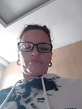 CioniWeiss online show from November 2025 08:34:01 PM