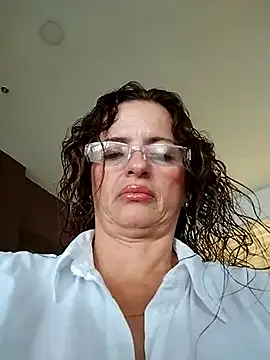 Snapshot of CioniWeiss chatting on March 2025 08:30:01 PM CioniWeiss online show from March 2025 08:30:01 PM