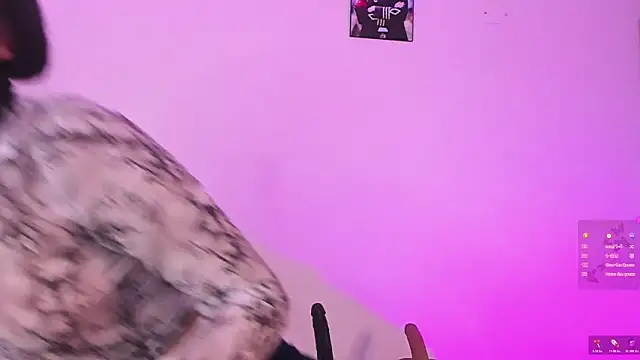 Maggie 1 online show from November 2025 10:46:02 PM