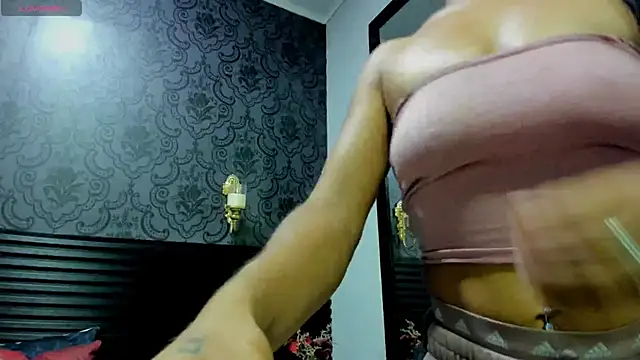 Snapshot of Hellen__4master chatting on January 2026 12:20:01 PM Hellen 4master online show from January 2026 12:20:01 PM