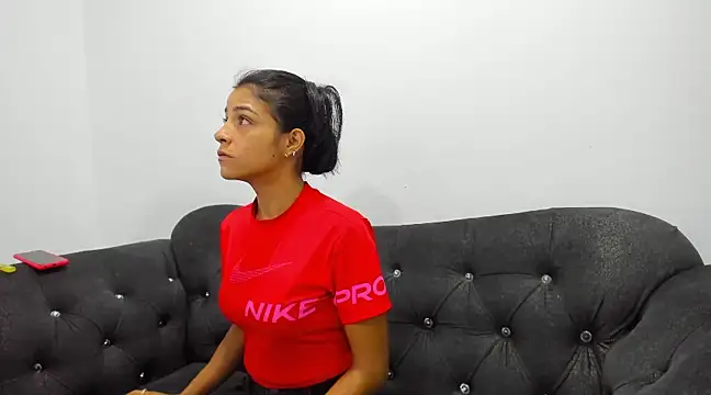 Hellen  4master online show from March 2025 11:52:02 AM