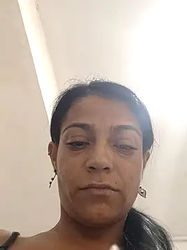 Hellen  4master online show from November 2025 04:33:02 PM