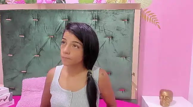 Hellen  4master online show from February 2025 11:25:01 AM