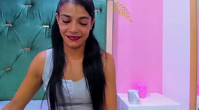 Hellen  4master online show from February 2025 03:18:01 PM