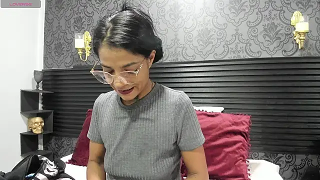 Hellen  4master online show from June 2026 02:11:02 PM
