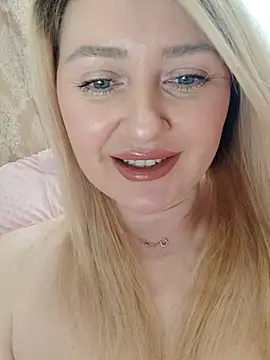 LadyLolyPop  online show from April 2026 06:04:01 AM