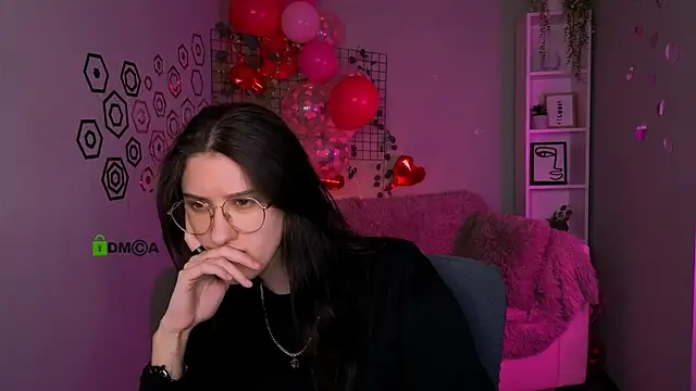 scarlet mooore online show from February 2026 11:15:01 PM