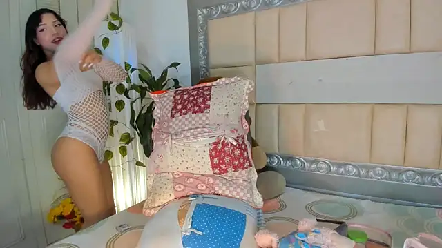 GingerDollx online show from December 2025 09:01:02 PM