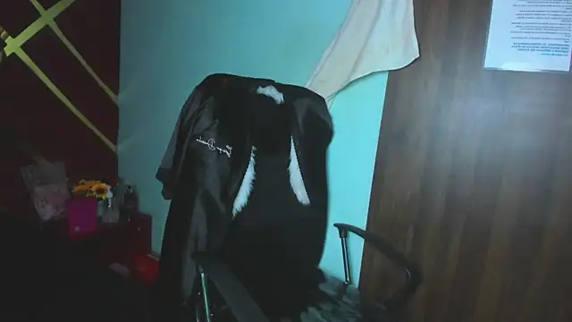 Snapshot of Sweet_Annyy chatting on March 2026 12:53:02 PM Sweet Annyy online show from March 2026 12:53:02 PM