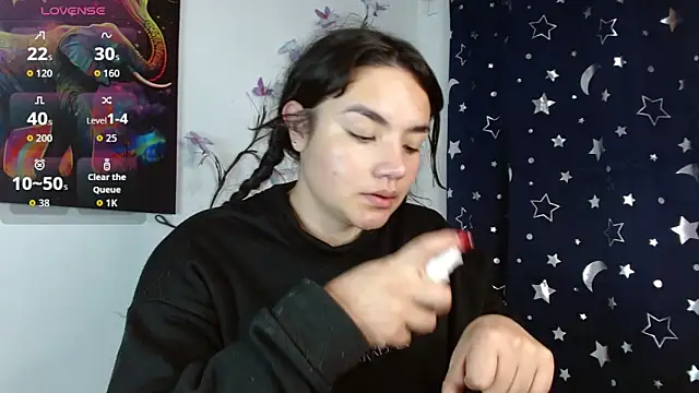 Snapshot of _serendepia_ chatting on February 2026 05:17:01 AM serendepia online show from February 2026 05:17:01 AM