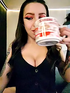 Paudelatorre online show from February 2026 11:37:02 PM