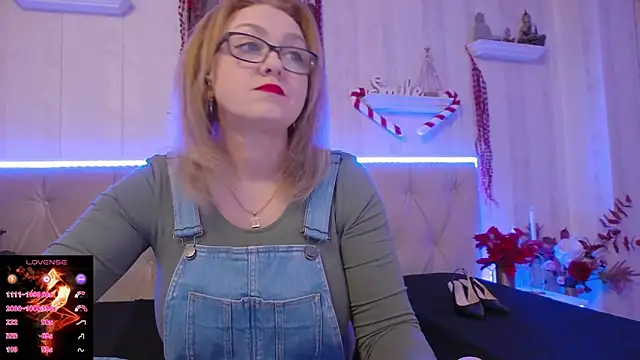 LadyJeen online show from December 2025 03:38:02 PM