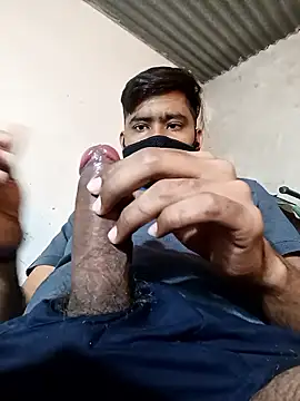 Snapshot of Pussy_lover_33 chatting on January 2026 04:19:02 AM Pussy lover 33 online show from January 2026 04:19:02 AM