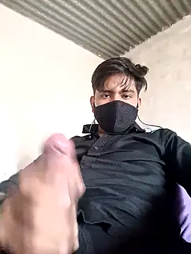 Snapshot of Pussy_lover_33 chatting on October 2025 05:52:02 AM Pussy lover 33 online show from October 2025 05:52:02 AM