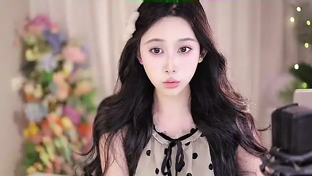 Snapshot of SleepArtist chatting on February 2025 10:48:01 AM SleepArtist online show from February 2025 10:48:01 AM