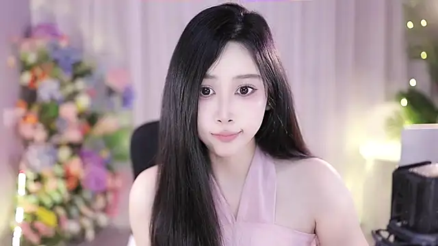 Snapshot of SleepArtist chatting on February 2025 05:40:02 PM SleepArtist online show from February 2025 05:40:02 PM