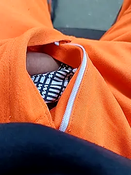 vadszex31 online show from October 2025 07:19:02 AM