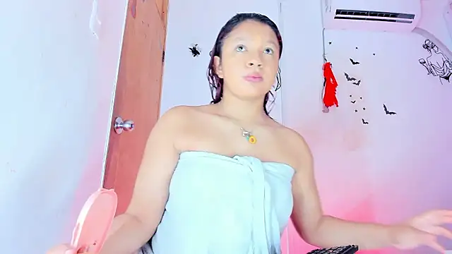 Emily Coper18 online show from January 2026 02:12:01 PM