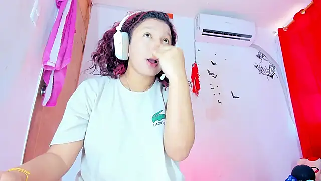 Emily Coper18 online show from January 2026 02:31:01 PM