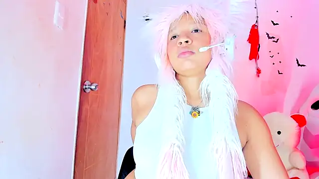 Emily Coper18 online show from February 2026 05:56:02 PM