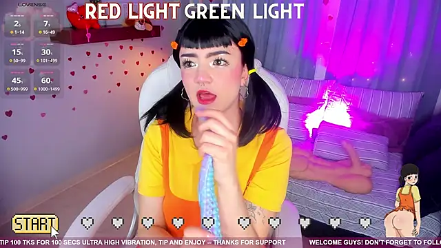 Snapshot of Tiny__Emmy chatting on March 2025 03:05:02 PM Tiny Emmy online show from March 2025 03:05:02 PM