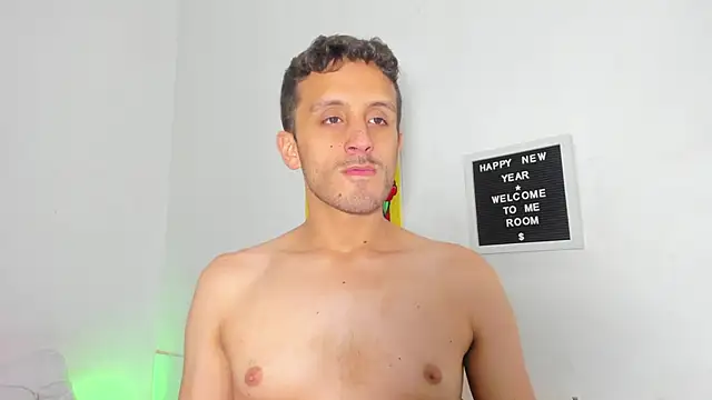 Snapshot of CorbinxHalle chatting on January 2025 12:31:01 AM CorbinxHalle online show from January 2025 12:31:01 AM