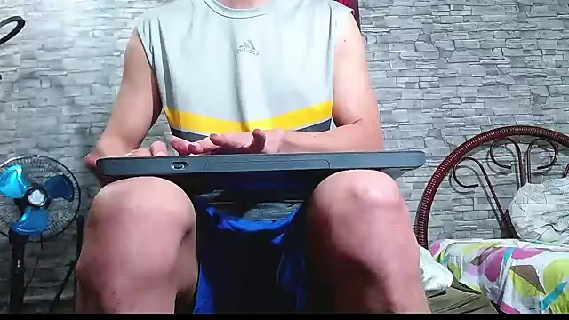 bulguehot online show from September 2025 11:00:02 PM