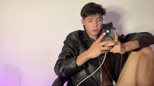 Snapshot of Jacotnk chatting on January 2025 05:05:01 AM Jacotnk online show from January 2025 05:05:01 AM
