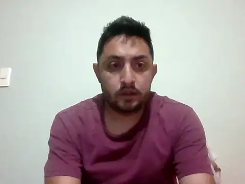 Snapshot of Davidroj07 chatting on March 2026 03:06:01 AM Davidroj07 online show from March 2026 03:06:01 AM