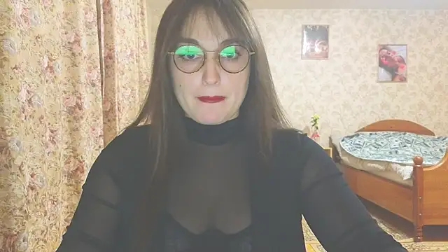 Snapshot of me_lissa_sun13 chatting on November 2025 01:44:02 PM me lissa sun13 online show from November 2025 01:44:02 PM