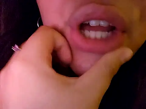 Snapshot of Blanquitaaa chatting on March 2025 07:58:01 PM Blanquitaaa online show from March 2025 07:58:01 PM