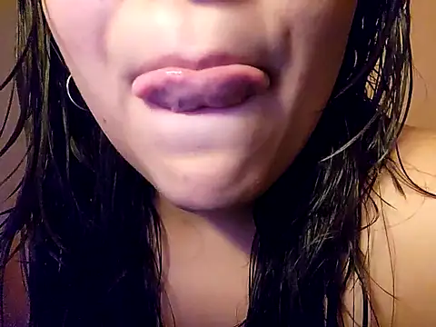 Snapshot of Blanquitaaa chatting on March 2025 01:03:02 AM Blanquitaaa online show from March 2025 01:03:02 AM