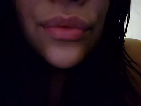 Snapshot of Blanquitaaa chatting on March 2025 07:32:01 PM Blanquitaaa online show from March 2025 07:32:01 PM