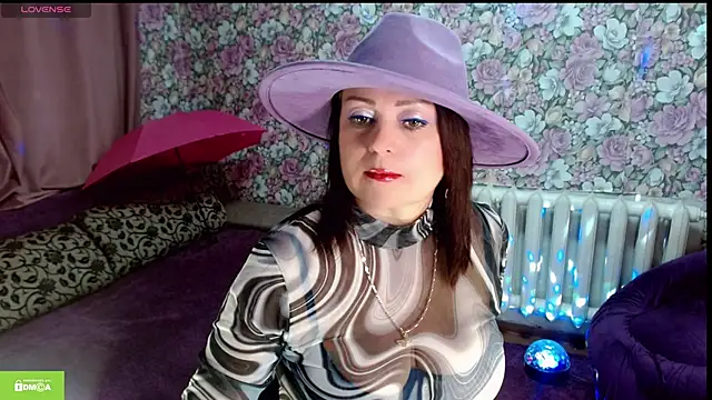Snapshot of Julia-ru chatting on June 2026 09:42:01 PM Julia-ru online show from June 2026 09:42:01 PM