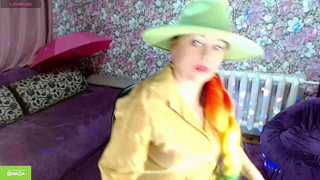 Julia-ru online show from April 2026 08:59:01 PM