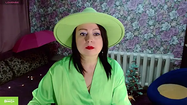 Julia-ru online show from November 2025 08:42:02 PM