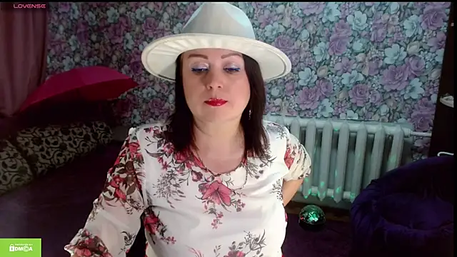 Julia-ru online show from May 2026 08:27:02 PM