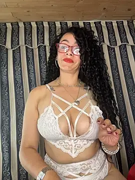 Snapshot of JULYSEX1 chatting on May 2026 01:39:01 PM JULYSEX1 online show from May 2026 01:39:01 PM