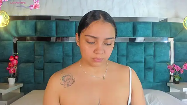 Abril Gomez06 online show from May 2026 08:00:02 PM